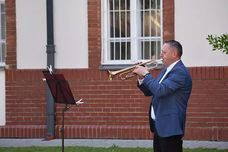 Tudomány fája az Eötvös József Főiskolán