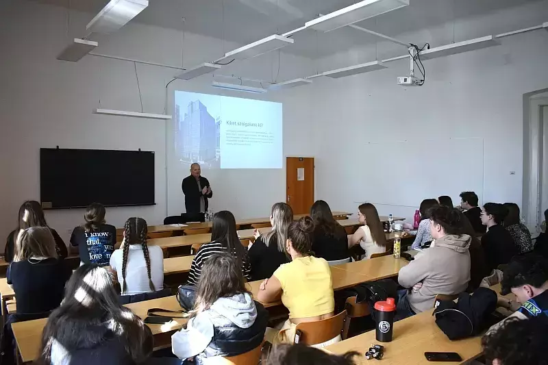 Látókörbővítő és gondolatébresztő előadások a gazdálkodási és menedzsment alapképzésen