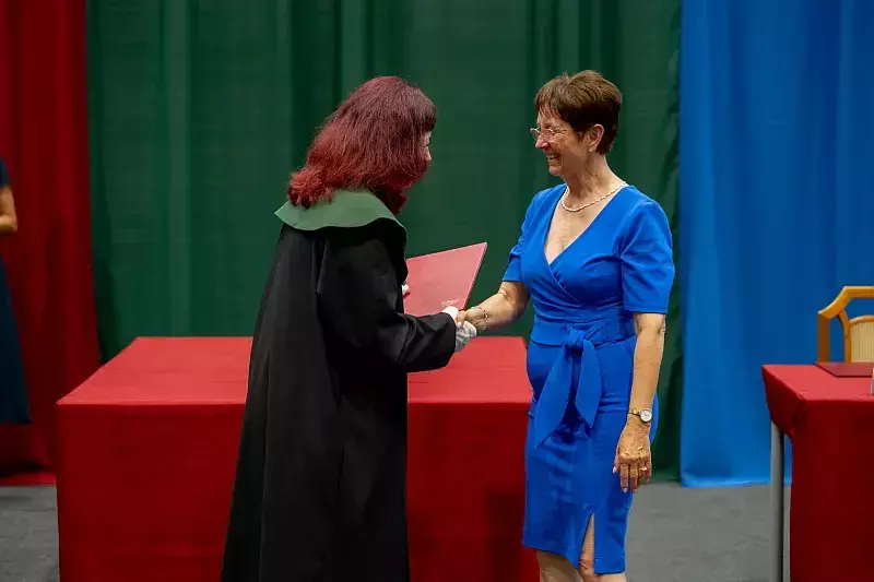 Diplomaátadó ünnepség az EJF-en.