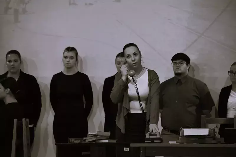 A szabadság hangjai: hallgatóink emlékezése 1956 hőseire