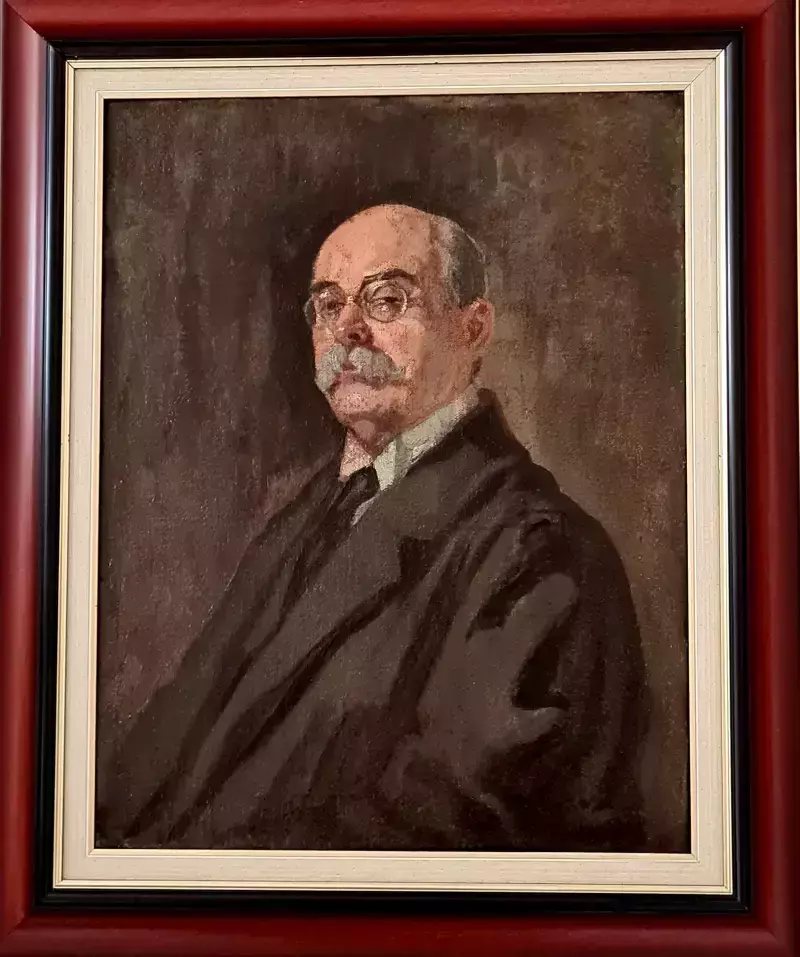 Férfiportrék az Éber-emlékházban