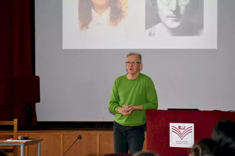 Barna Miklós előadása az EJF-en