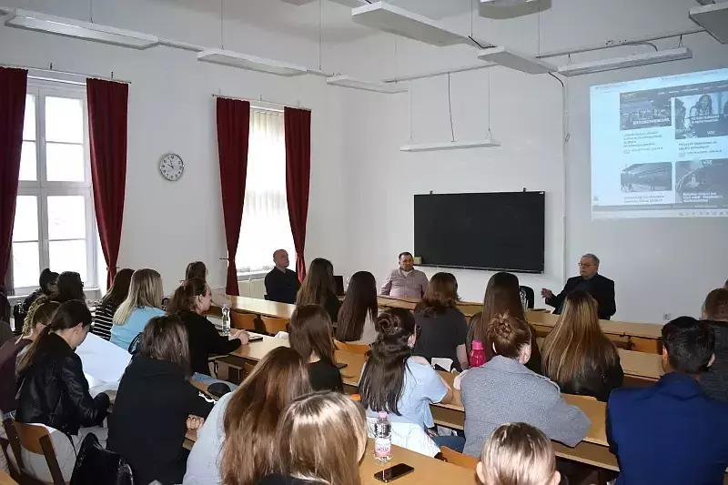 Látókörbővítő és gondolatébresztő előadások a gazdálkodási és menedzsment alapképzésen